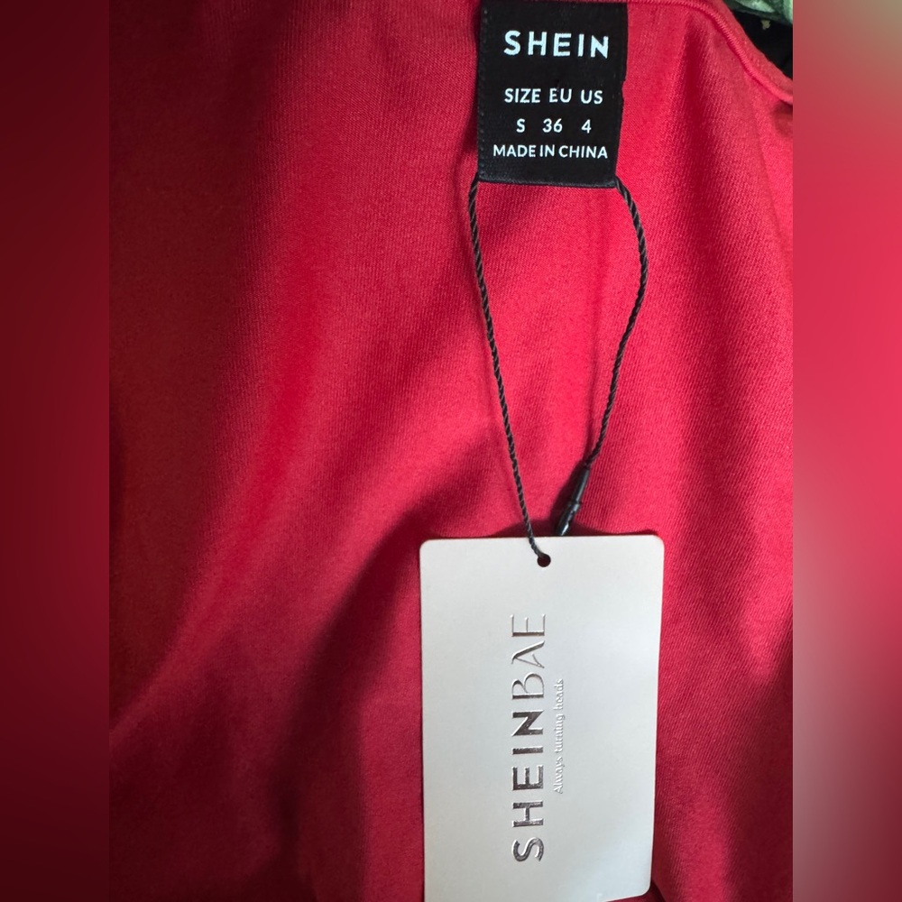 SHEIN Bold Red Cross Halter Bodysuit - Picture 6 of 7